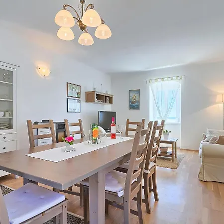 Holiday Verudica By Interhome